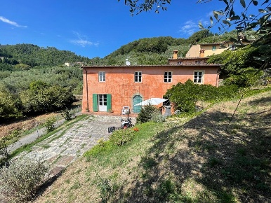 Foto Casale in Traversa I Via Orzali Angelo 50, Lucca Mutigliano - Torre