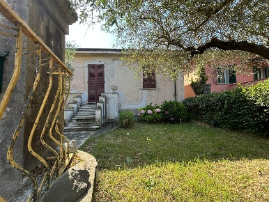 Foto Villa singola a Sarzana Sarzanello, San Lazzaro di 156 m² con 5 locali
