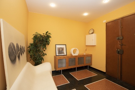 Foto Ufficio in Via Fieschi, Genova Carignano di 121 m² con 5 locali