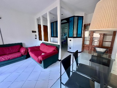 Foto Appartamento a Santo Stefano di Magra di 95 m² con 5 locali in vendita