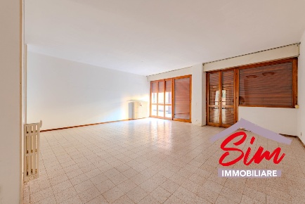Foto Appartamento in via Monteverdi snc, Novara Sacro Cuore di 158 m²