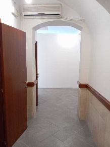 Foto Attività commerciale in Via Vardesca 10, Frascati di 55 m² in affitto