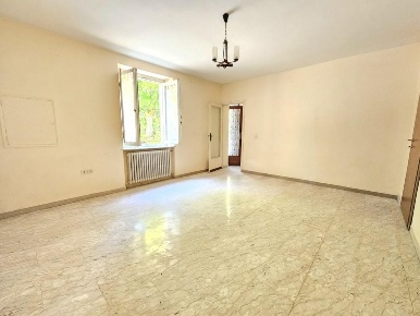 Foto Appartamento a Montecatini-Terme di 110 m² con 4 locali in vendita
