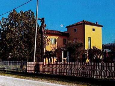 Foto Villa bifamiliare in Via Valli, Teolo Treponti di 134 m² con 6 locali