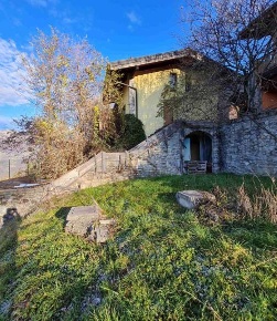 Foto Appartamento in Via Camarelli, San Giovanni Bianco di 42 m² in vendita
