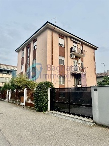 Foto Appartamento in Via Cartesio 8, Novara Santa Rita di 101 m² in vendita
