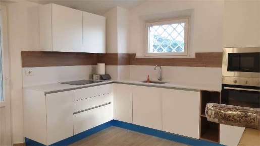 Foto Appartamento in Via dei Salesiani, Pietrasanta di 113 m² con 5 locali