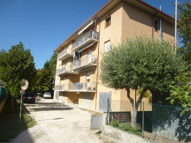 Foto Appartamento in Via Dismano 73, Ravenna di 115 m² con 4 locali