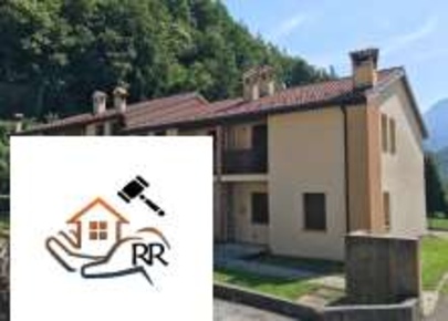 Foto Appartamento in VIA MUNARI 28, Posina Garbatella di 94 m² con 6 locali