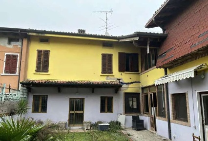 Foto Casa indipendente in Vicolo Cremonesi, Isorella di 281 m² in vendita