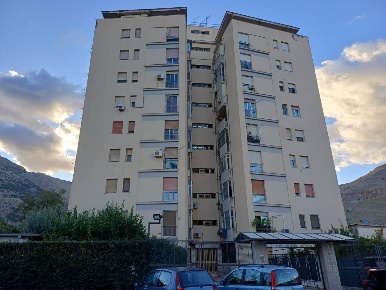 Foto Appartamento in VIALE PIAZZA ARMERINA 6, Palermo di 85 m² con 3 locali