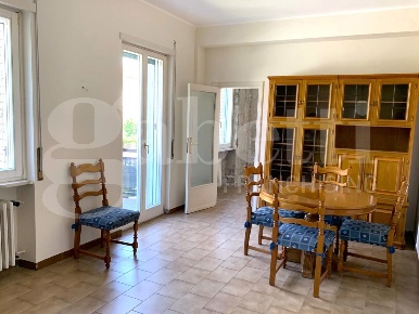 Foto Appartamento in Via AMERICA 45, Avezzano Centro di 140 m² con 5 locali