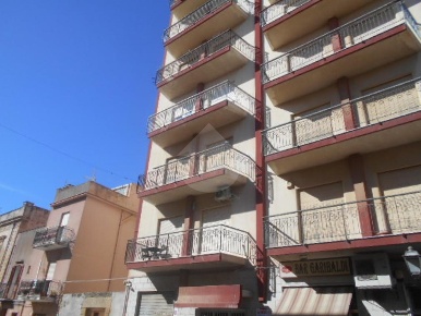 Foto Appartamento in Via Garibaldi, Castelvetrano Centro di 90 m²