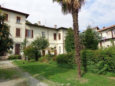 Foto Appartamento a Vaprio d'Adda di 150 m² con 5 locali in vendita