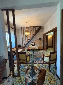 Foto Appartamento a Castelfiorentino Centro di 239 m² con 12 locali