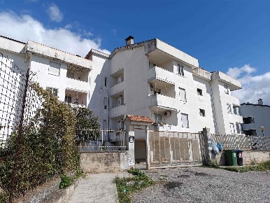 Foto Appartamento a Montecorvino Pugliano di 100 m² con 4 locali in vendita