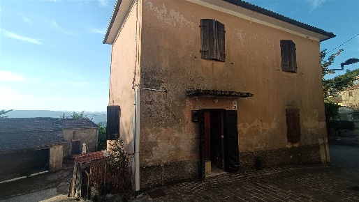 Foto Casa indipendente in via Baigno Grosso 79, Camugnano Baigno di 64 m²