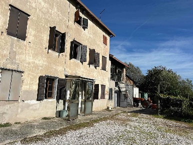 Foto Casa indipendente in via argine sinistro  7, Vigonza di 380 m²