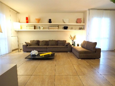 Foto Villa a schiera a Agliana Centro di 170 m² con 5 locali in vendita