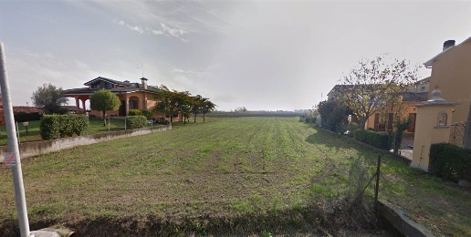 Foto Terreno edificabile a Quistello di 2000 m² in vendita