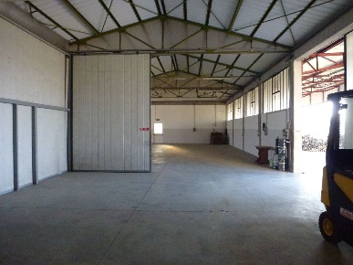 Foto Capannone industriale a Gaiarine Centro di 700 m² in affitto