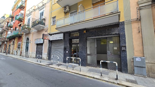 Foto Locale commerciale in VIA DEI MILLE, Bari San Pasquale di 60 m²