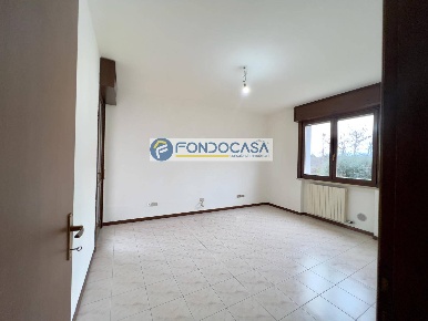 Foto Appartamento in Via san Zeno, Desenzano del Garda Rivoltella di 45 m²