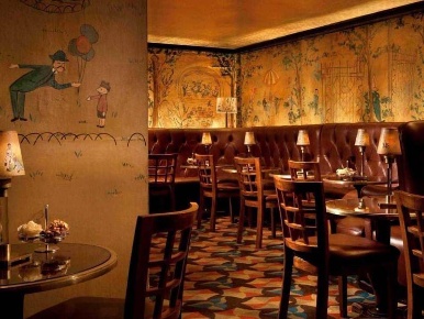 Foto Bar a Saronno di 120 m² con 3 locali in vendita