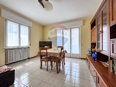 Foto Appartamento in Via Rovereto, Varese Valle Olona di 87 m² con 3 locali