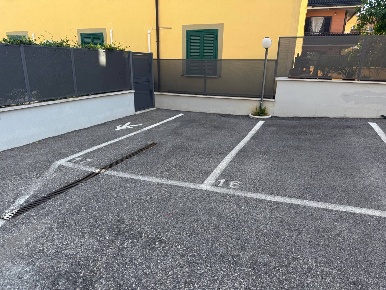Foto Box in via Di Vittorio, Monterotondo Centro di 12 m² con 1 locali