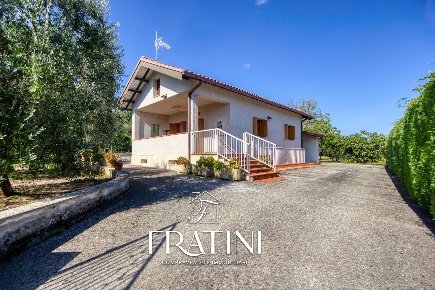 Foto Casa indipendente in Via Aldo Moro, Civitella del Tronto di 60 m²