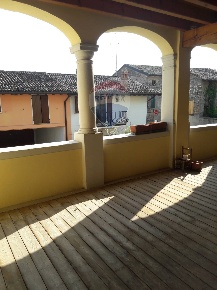 Foto Villa singola in via  Castello, Lonato del Garda di 400 m² in vendita