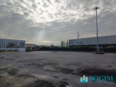 Foto Terreno industriale in VIA DANTE ALIGHIERI, Pioltello Centro