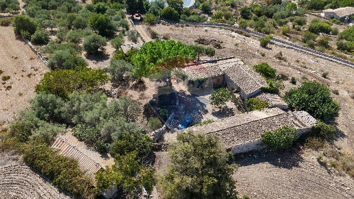 Foto Rustico in cava ispica ciancia, Modica Cannizzara di 545 m² in vendita
