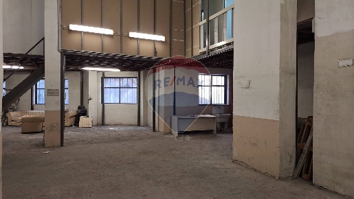 Foto Attività commerciale in Via Salemi, Catania Libertà - Stazione