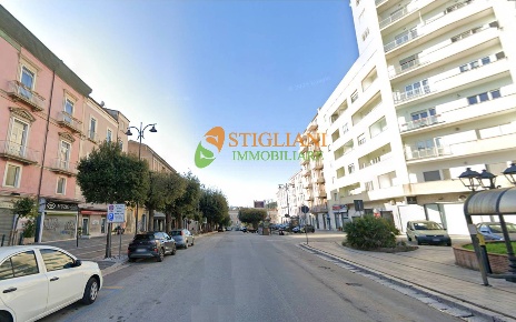 Foto Locale commerciale in Corso Bucci, Campobasso Centro di 165 m²