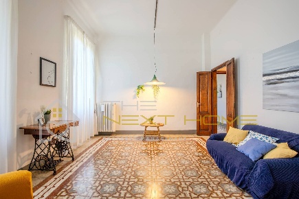 Foto Appartamento in Viale Dei Mille, Firenze Campo di Marte di 180 m²