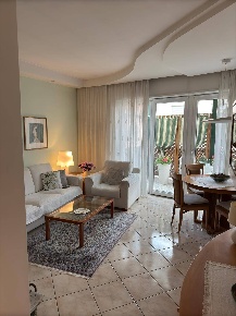 Foto Appartamento in via Fucine, Bolzano di 90 m² con 4 locali in vendita
