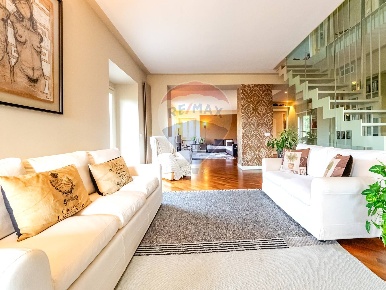 Foto Attico in Via Silvio Pellico, Besana in Brianza Zoccorino Vergo