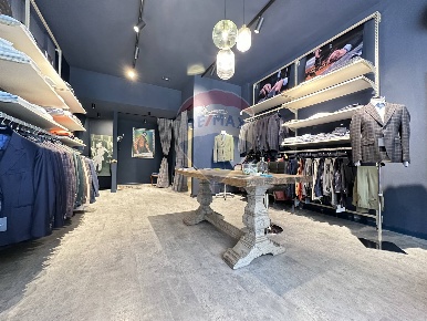 Foto Negozio in via regia, Vigonza Centro di 70 m² con 2 locali in vendita