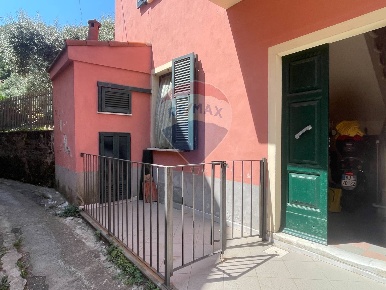 Foto Appartamento a La Spezia Pitelli di 50 m² con 2 locali in vendita