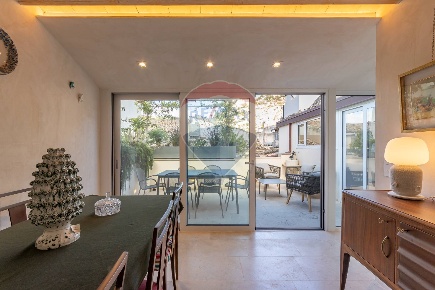 Foto Casa indipendente in via Musso, Scicli Centro di 163 m² con 8 locali