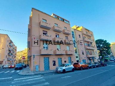 Foto Appartamento in Via Antioco Loru, Cagliari Piazza della Repubblica