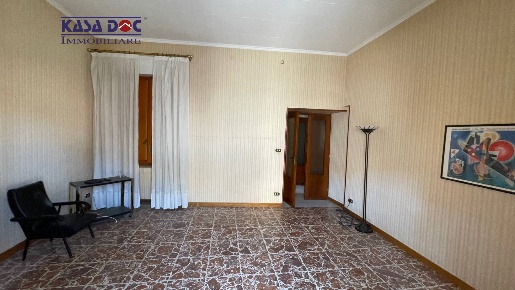 Foto Appartamento in Vico 2° Raffaelli, Catanzaro Centro Storico di 162 m²