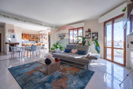 Foto Appartamento in Via Gioacchino Rossini, Castelfidardo Centro di 134 m²