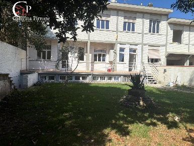 Foto Villa unifamiliare in via del Padule 50, Firenze Rimaggio di 250 m²