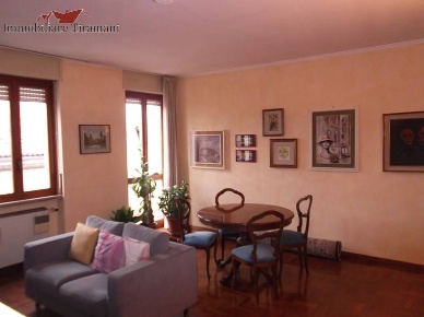 Foto Appartamento in via Romagnosi, Fiorenzuola d'Arda Centro di 125 m²