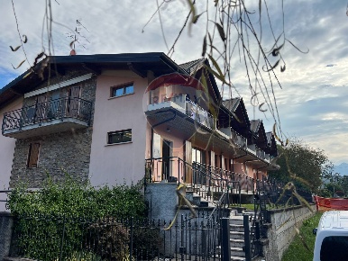 Foto Case semi ndipendenti in via tonale della mendola 162, Endine Gaiano