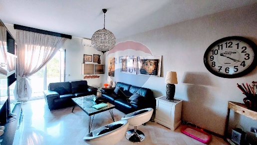 Foto Appartamento in via Dei Fiori, Marigliano Centro di 165 m² in vendita