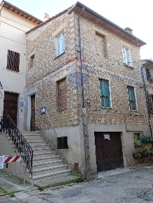 Foto Case semi ndipendenti in Via Santa Margherita, Bevagna Centro di 86 m²